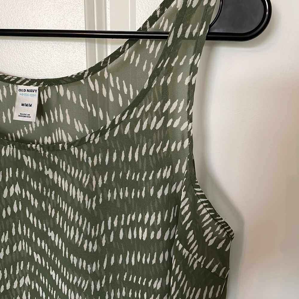 Chiffon Patterned Tank - Picture 2 of 2